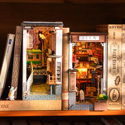 Magnifiques éléments décoratifs pour étagères